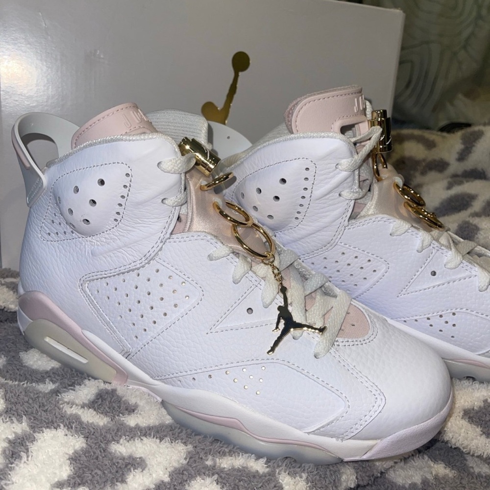 Jordan 6 Retro gold hoop sneakers